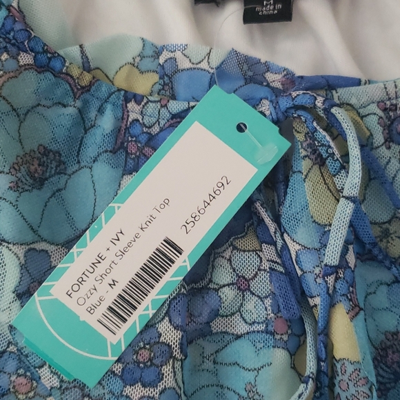 Fortune + Ivy short sleeve top - Picture 3 of 4